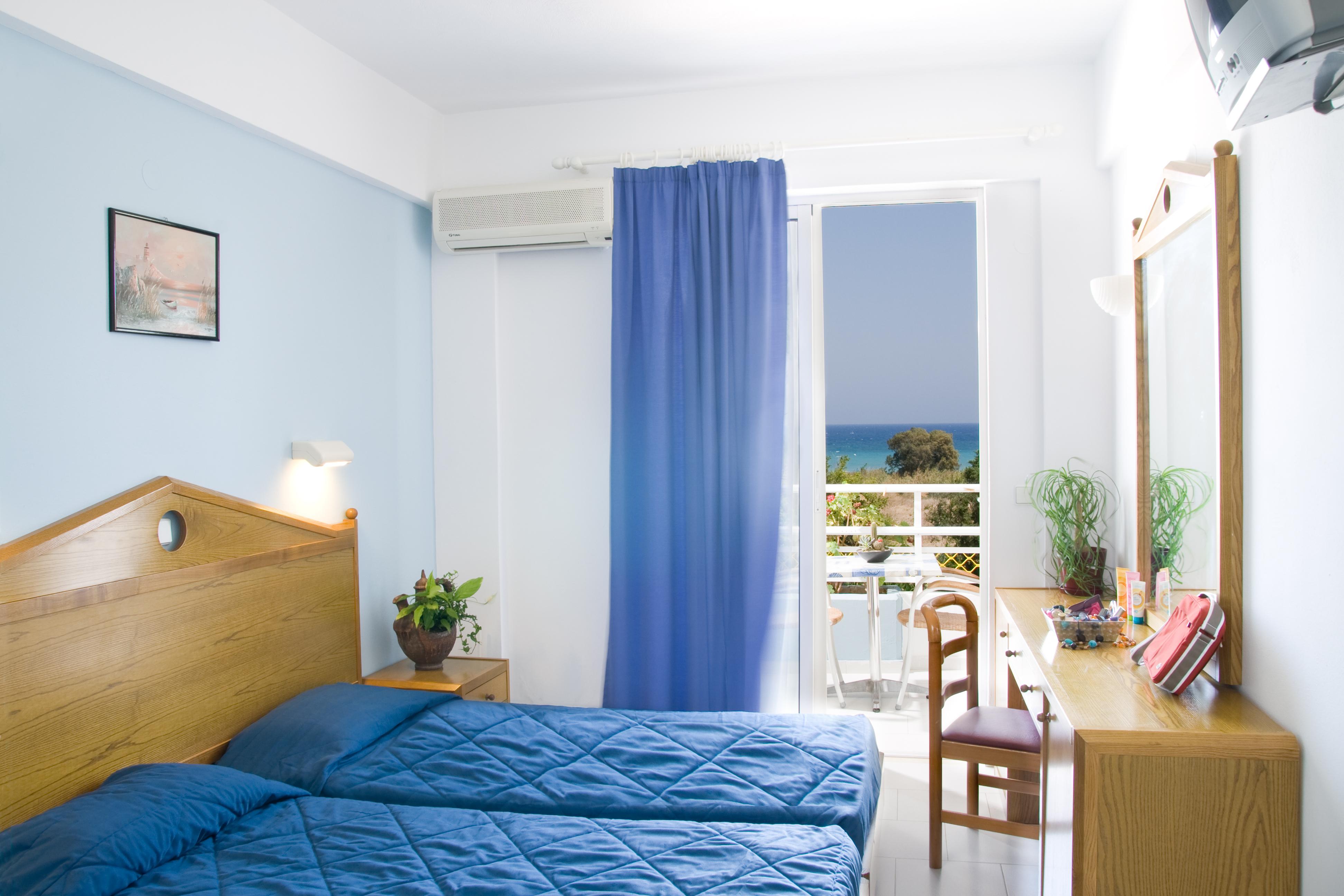 Hotel Asteria Agios Kirykos  Bagian luar foto