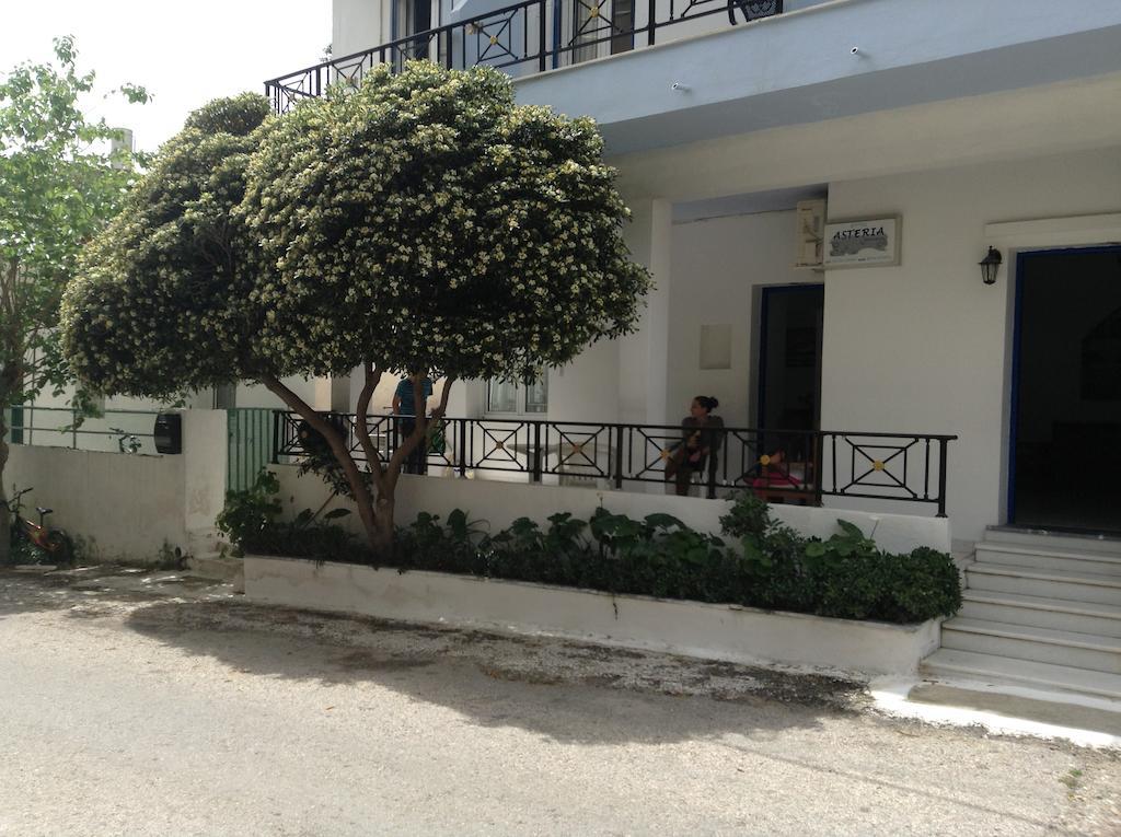 Hotel Asteria Agios Kirykos  Bagian luar foto