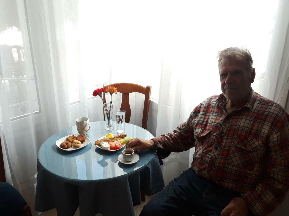 Hotel Asteria Agios Kirykos  Bagian luar foto